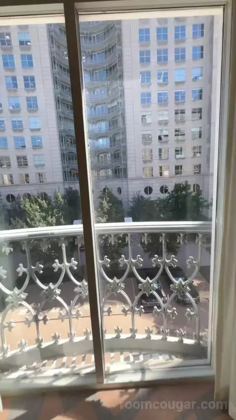 Superior King Room view picture #3