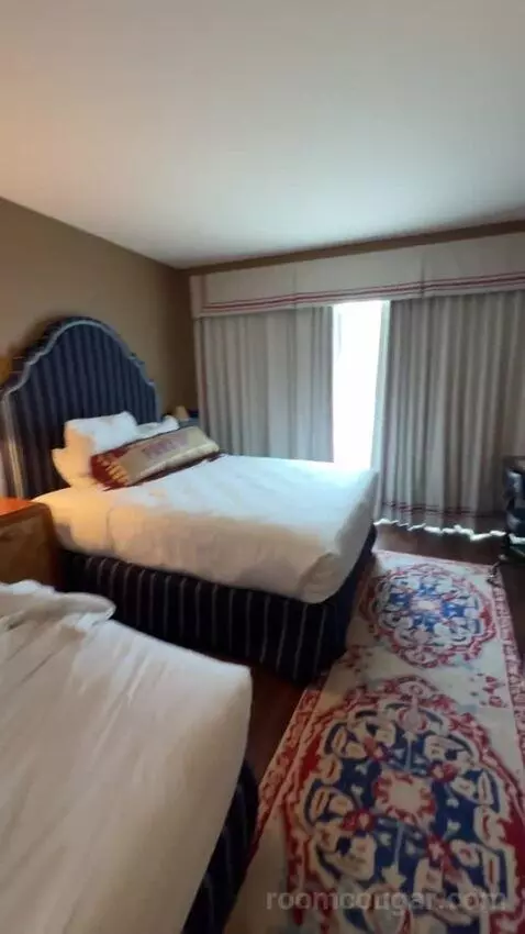 Double Room bed picture #3