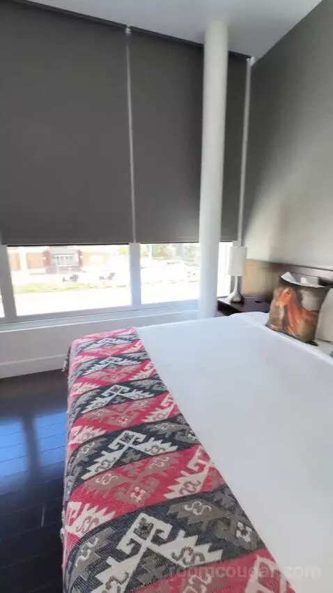 Presidential Suite bed picture #7