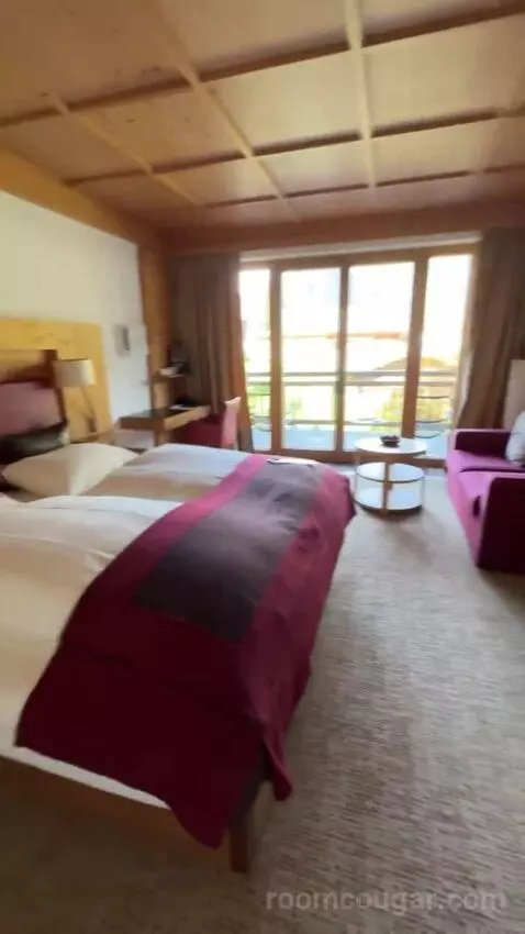 Auszeit Double Room bed picture #2