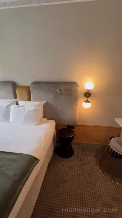 Smart Room bed picture #9