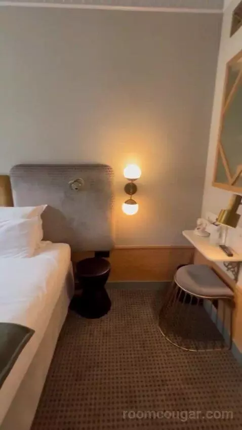 Smart Room bed picture #11
