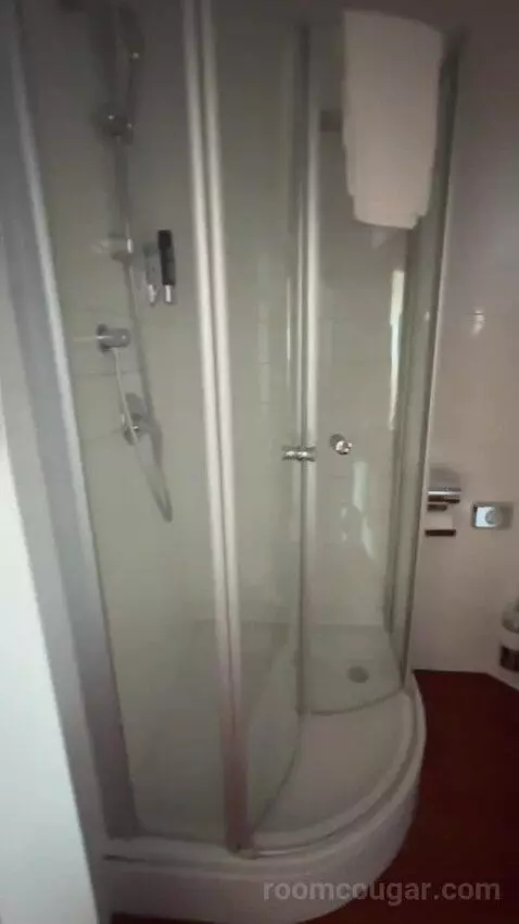 Comfort Double Room bathroom picture #12