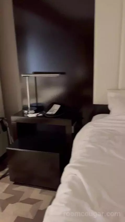 King Room bed picture #4