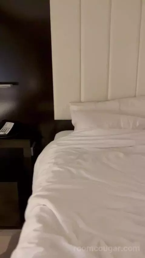King Room bed picture #5