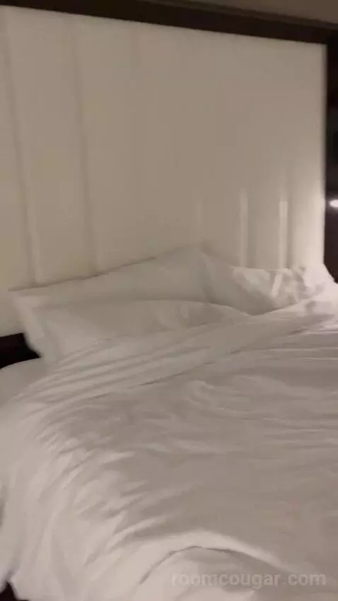 King Room bed picture #8