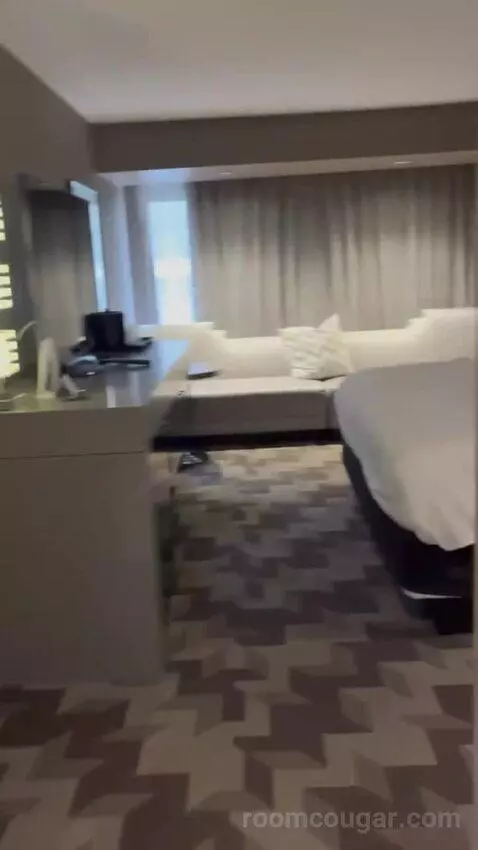 King Room bed picture #1