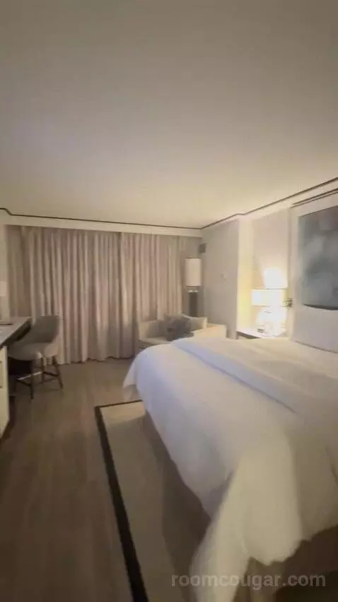 King Room with Ocean View and Balcony bed picture #6