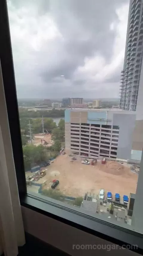 One-Bedroom Suite view picture #5
