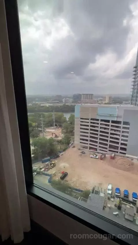 One-Bedroom Suite view picture #7