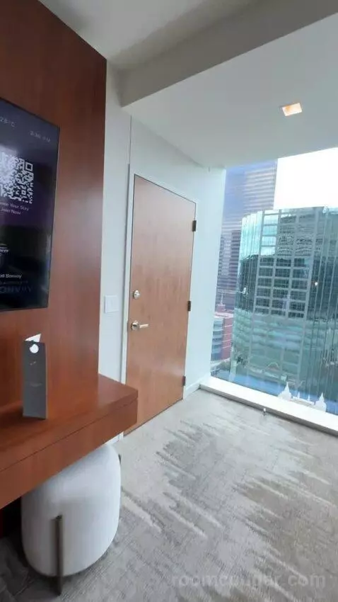 Museum Suite view picture #2