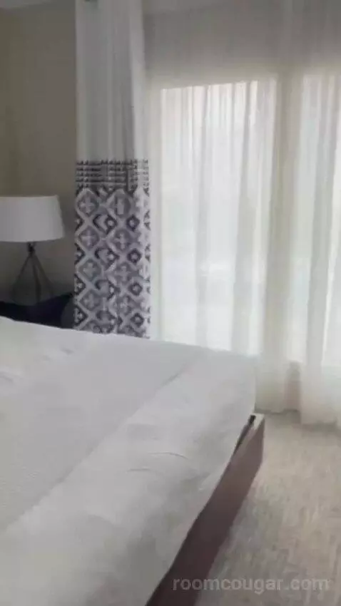 Standard Suite bed picture #3