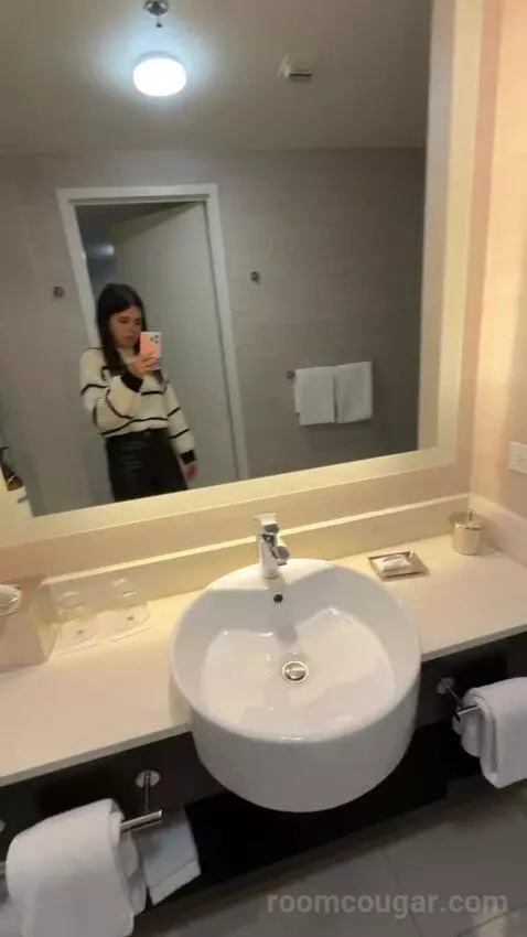 Corner Queen Room with Two Queen Beds bathroom picture #8