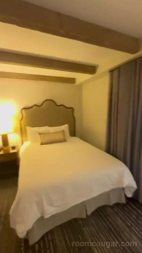 Deluxe Room with Two Double Beds bed picture #6