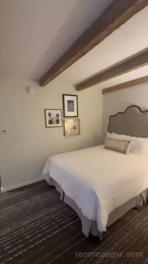 Deluxe Room with Two Double Beds bed picture #8