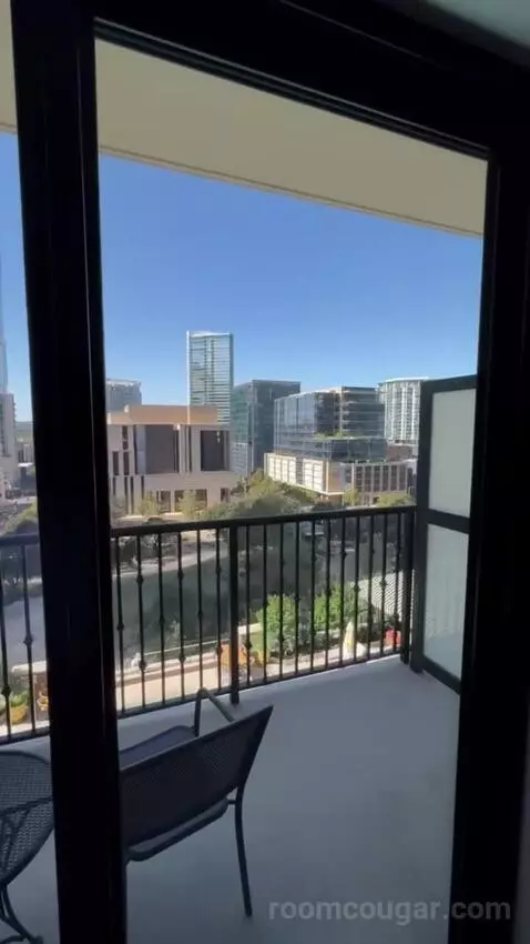 Balcony King view picture #8
