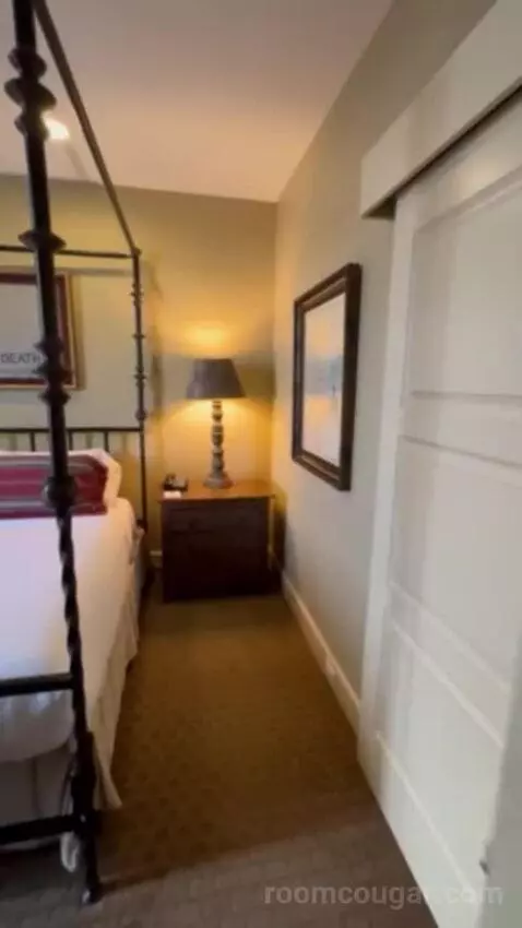 Two-Bedroom Suite bed picture #4