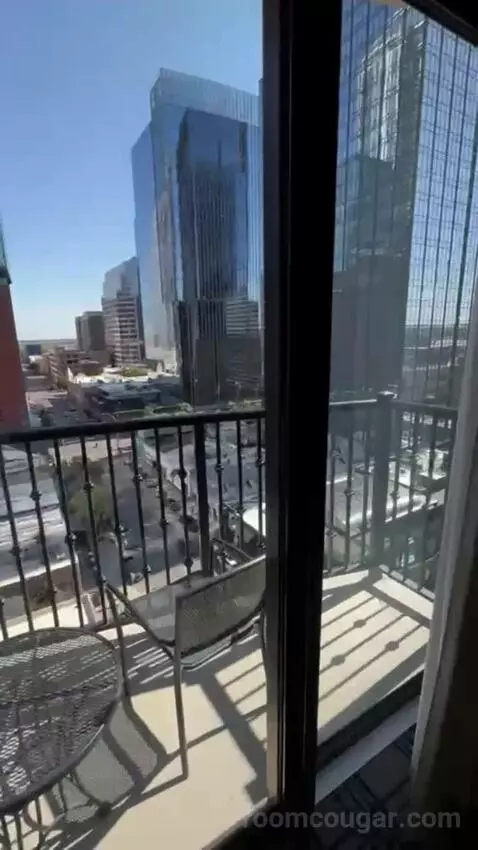 Balcony Corner Suite King view picture #10