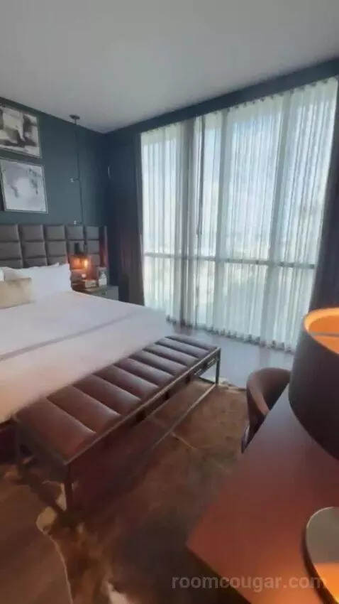 Serenity Suite with 1 King Bed bed picture #6
