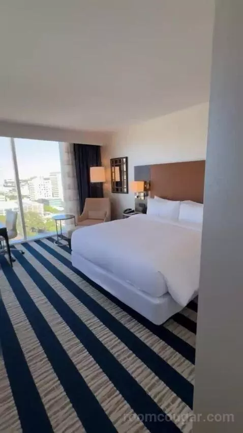 Signature Corner King view picture #5