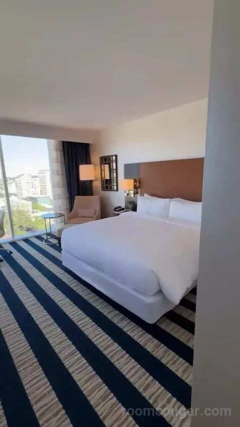 Signature Corner King view picture #6