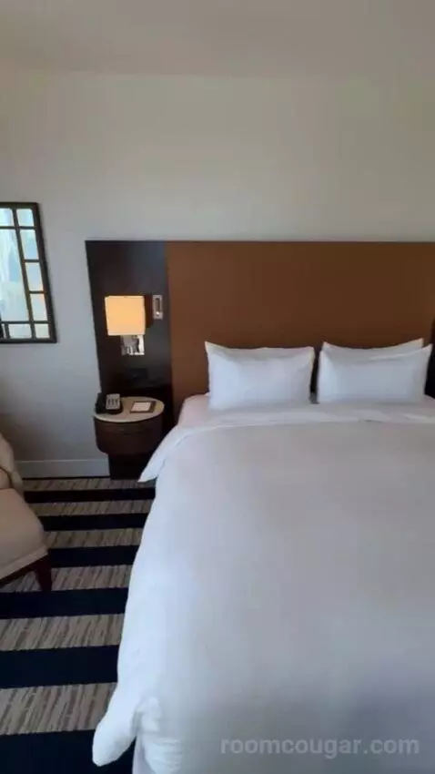 Signature One Bedroom King Suite bed picture #12