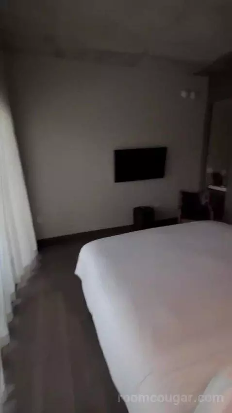 Congress bed picture #1
