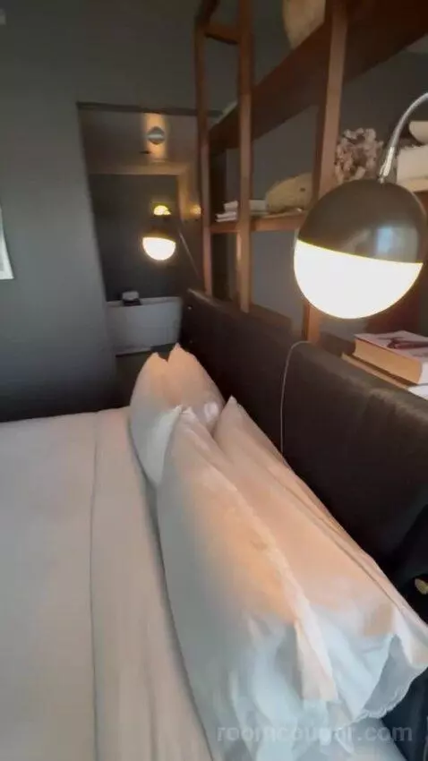 Congress bed picture #7