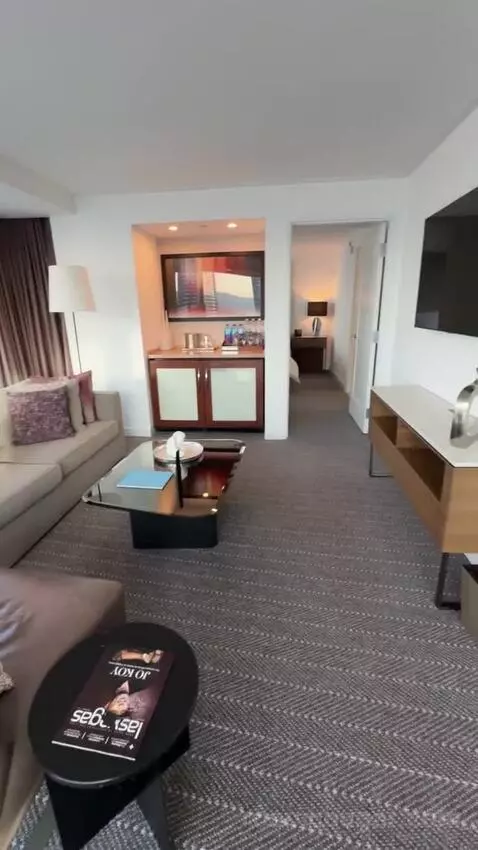 adventuringcam's review preview (ARIA Resort & Casino)