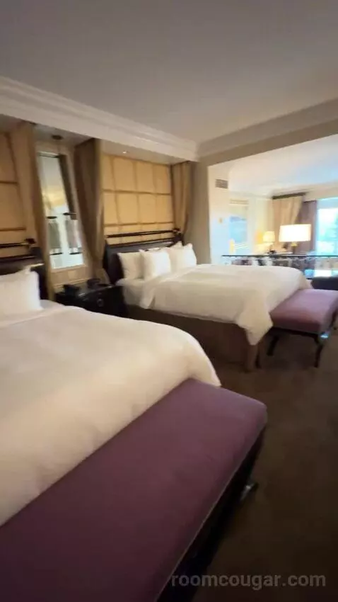 Venetian Luxury Two Queen Suite bed picture #11