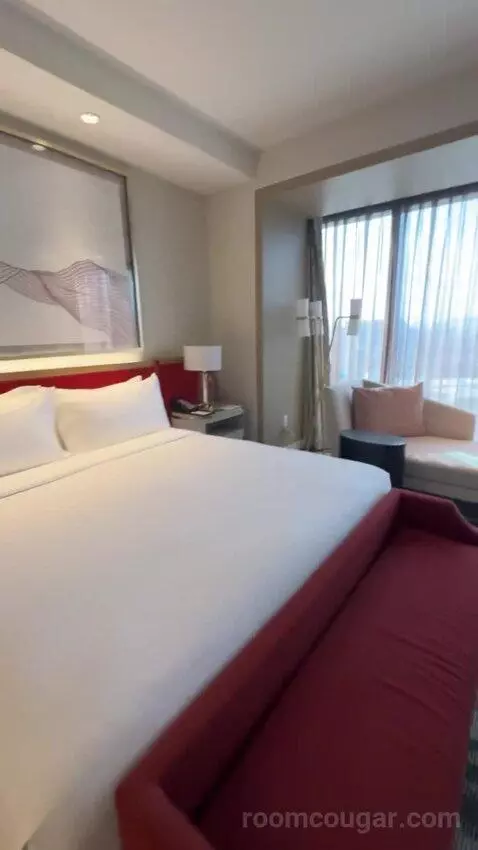 One-Bedroom King Suite with Strip View bed picture #1