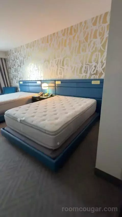 City Room bed picture #5