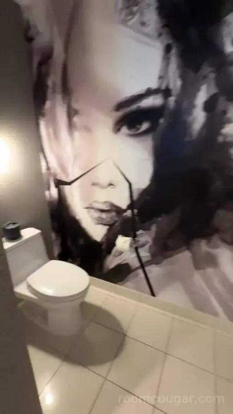 City Room bathroom picture #8