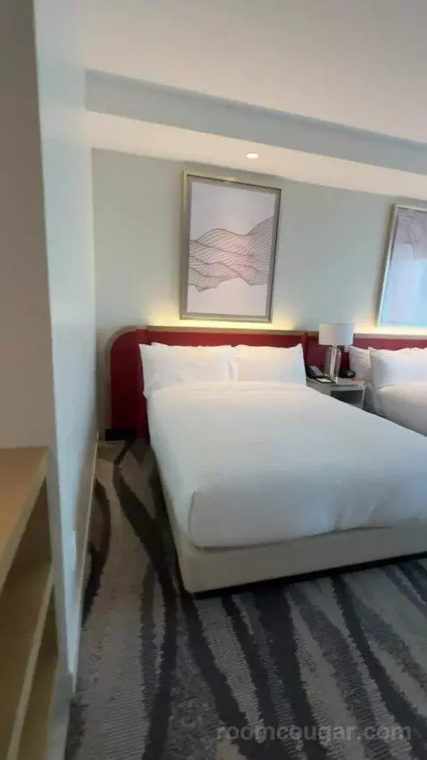 Premium Queen Room with Two Queen Beds and City View bed picture #7
