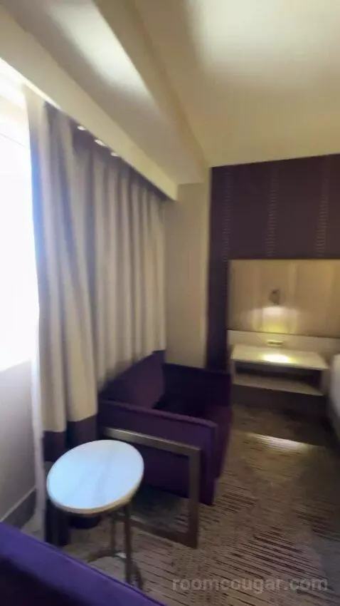 Marra Style King bed picture #10