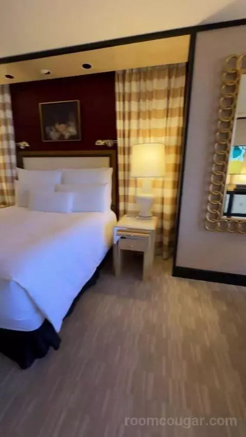 Encore Tower Suite Parlor bed picture #9