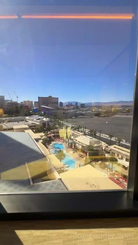 Encore Tower Suite King view picture #3