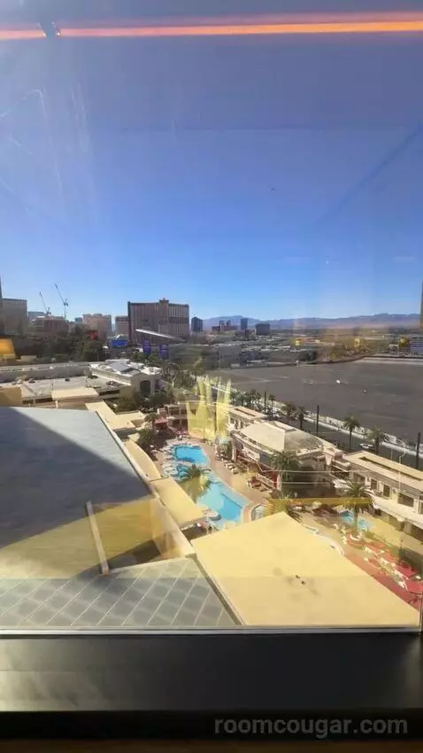 Encore Tower Suite King view picture #5