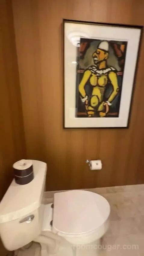 Wynn Tower Suite Executive bathroom picture #6