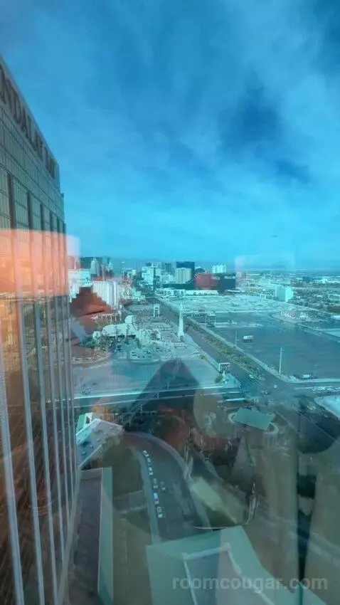 King Room with Strip View view picture #12