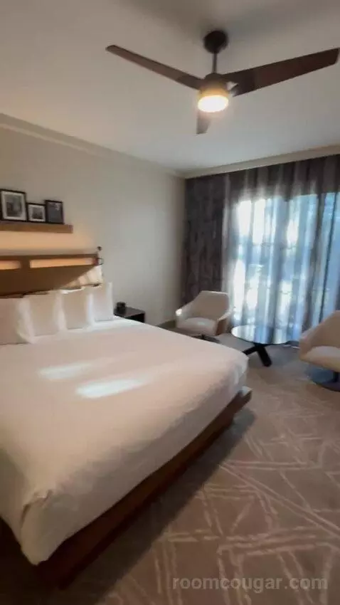 Governor's Suite view picture #3