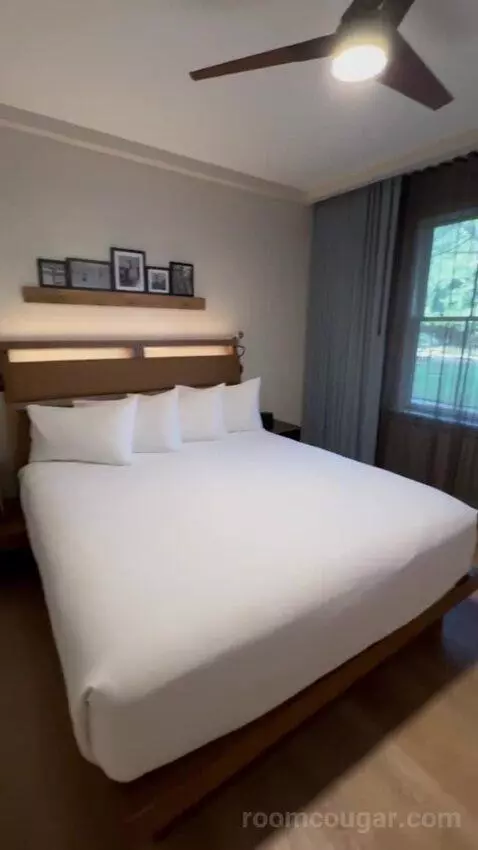 Jr Suite bed picture #8