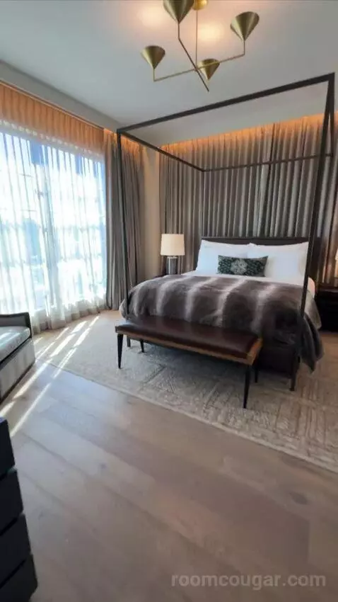 Roan Suite picture #13