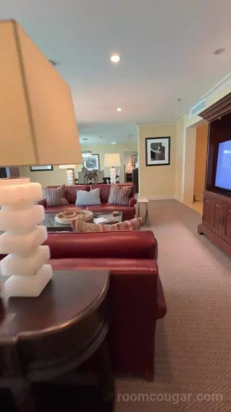 Texas Whiskey Suite picture #13