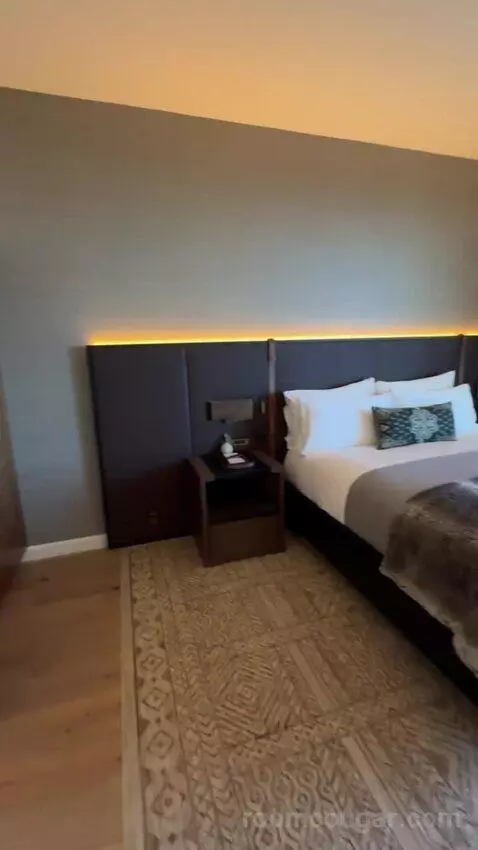 King Loft bed picture #10