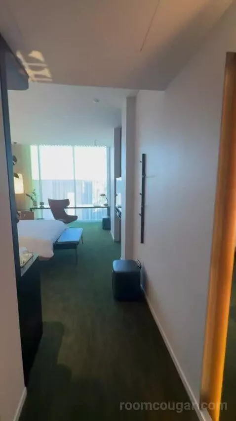 City View King bed picture #2