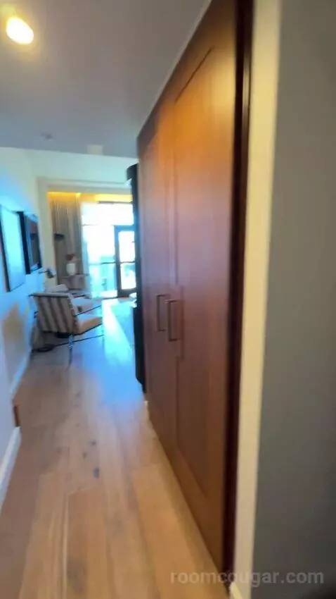 King Room with Balcony picture #2