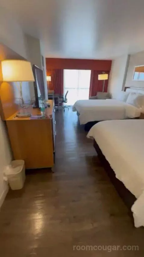Two Queen Beds Room view picture #5