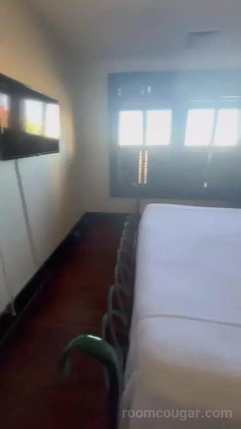 King Room bed picture #7