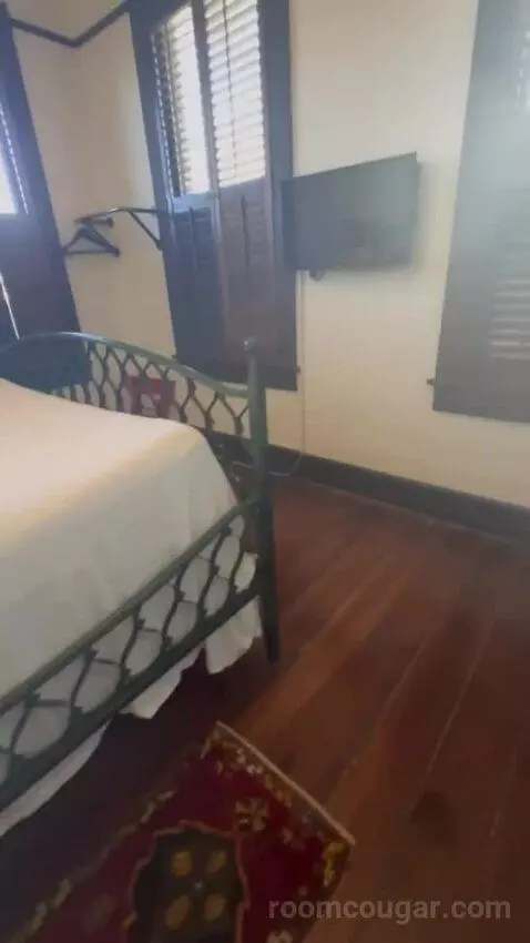 Hemingway Suite bed picture #10